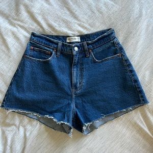NWOT Abercrombie Curve Love Jean Shorts